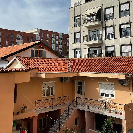 Guest House Tiranë Ngoại thất bức ảnh